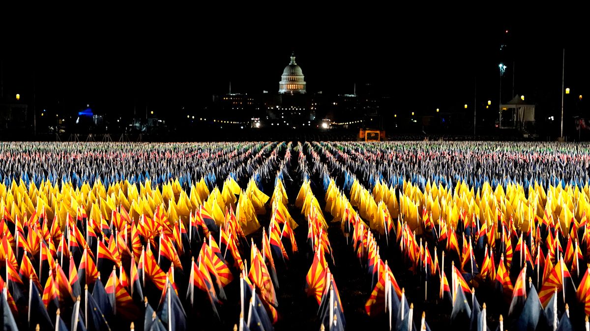 Colocan 200 mil banderas por toma de protesta de Joe Biden