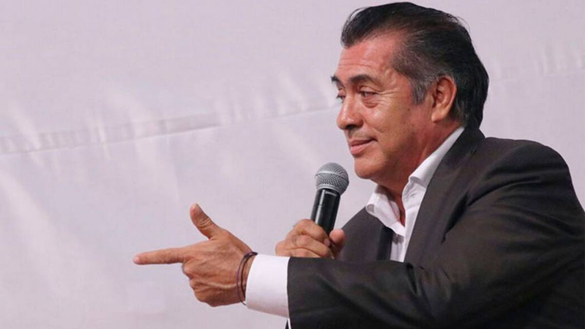 No salgas a agarrar el pedo: El Bronco