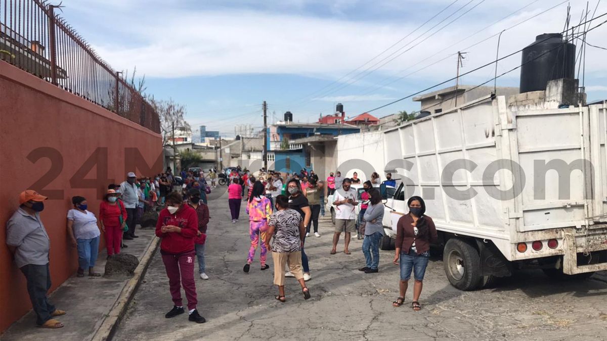 Expone Ayuntamiento de Jiutepec a ciudadanos con entrega de despensas