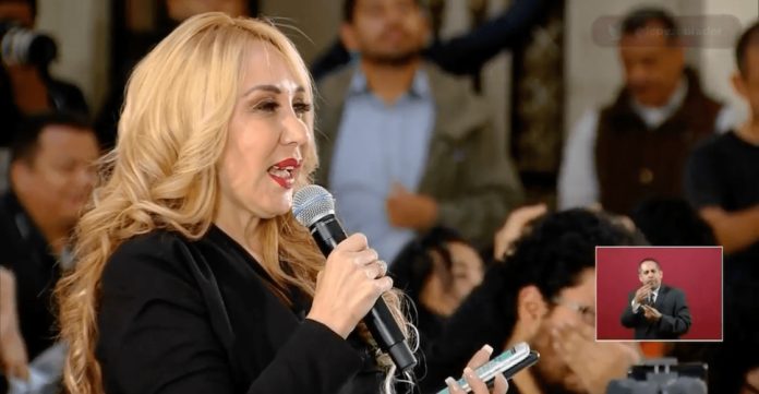 Desaparece periodista Sandy Aguilera y es encontrada en un hospital