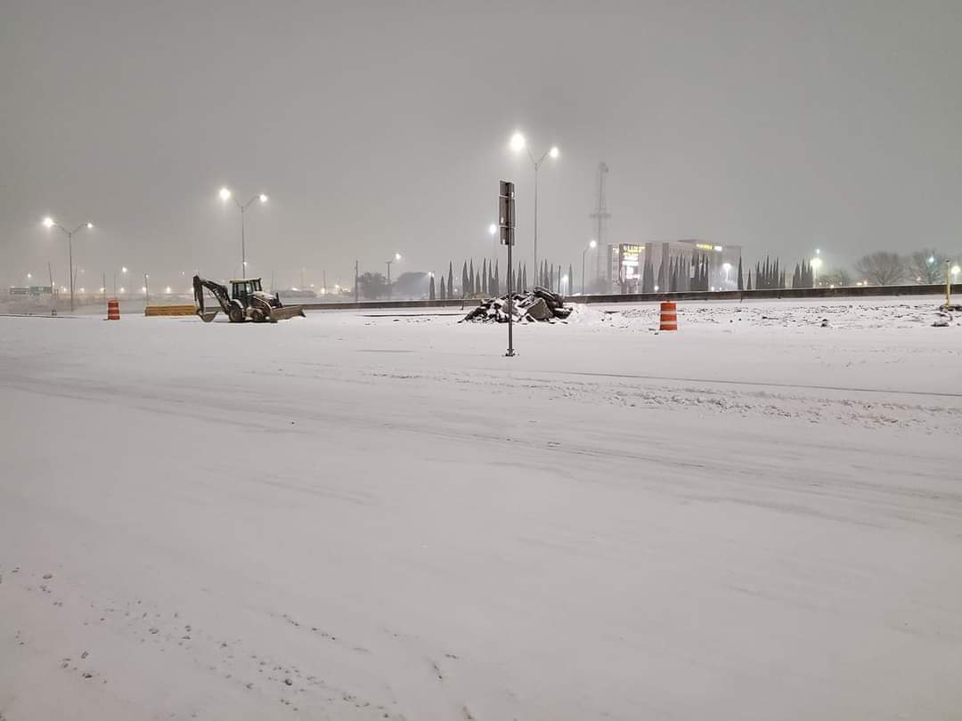 Suman 21 personas fallecidas por bajas temperaturas en Texas