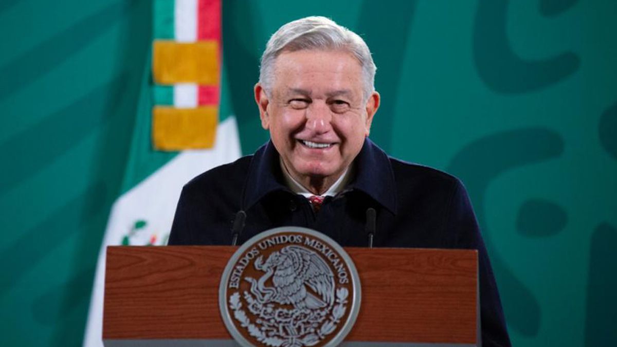 Avala AMLO candidaturas de celebridades