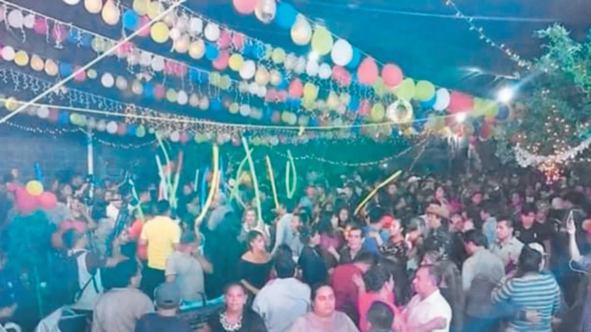 Tras baile popular, incrementan contagios y muertes por COVID-19 en pueblo de Oaxaca