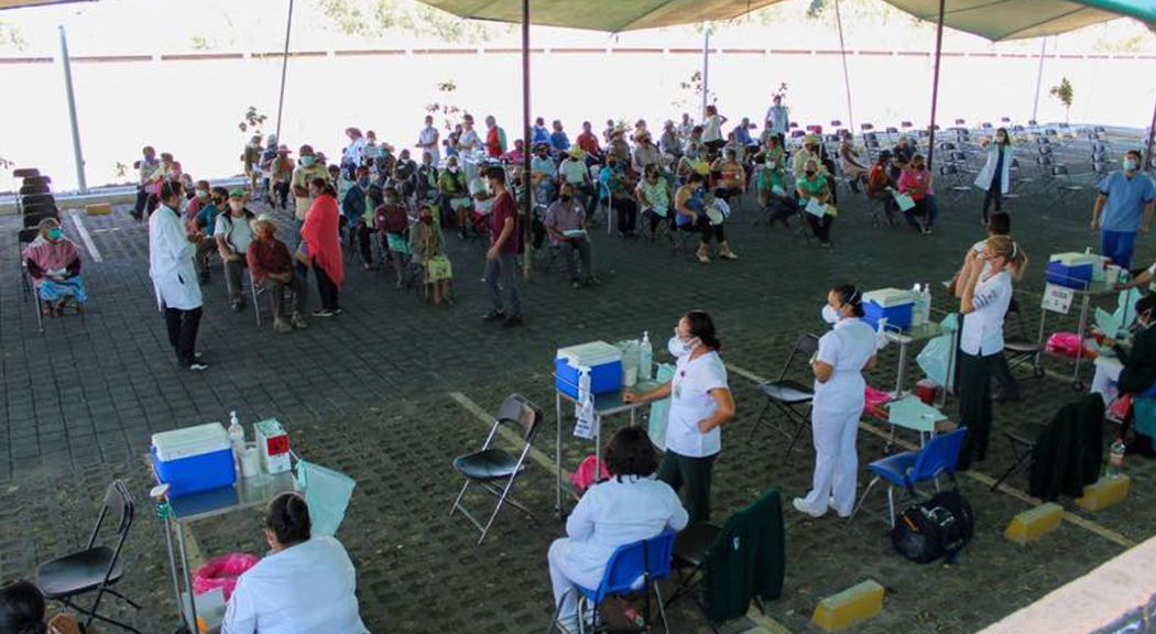 Inicia ordenadamente proceso de vacunación COVID-19 en Yecapixtla