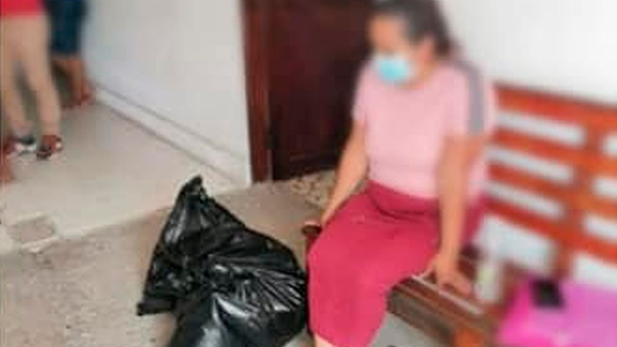 A un año de su desaparición funcionarios de FGE Veracruz entregan restos en bolsa de basura