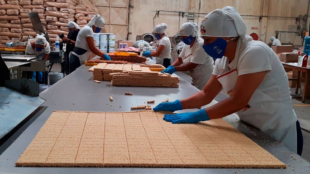 Secretaría de Economía impulsará recuperación económica con aplicaciones móviles