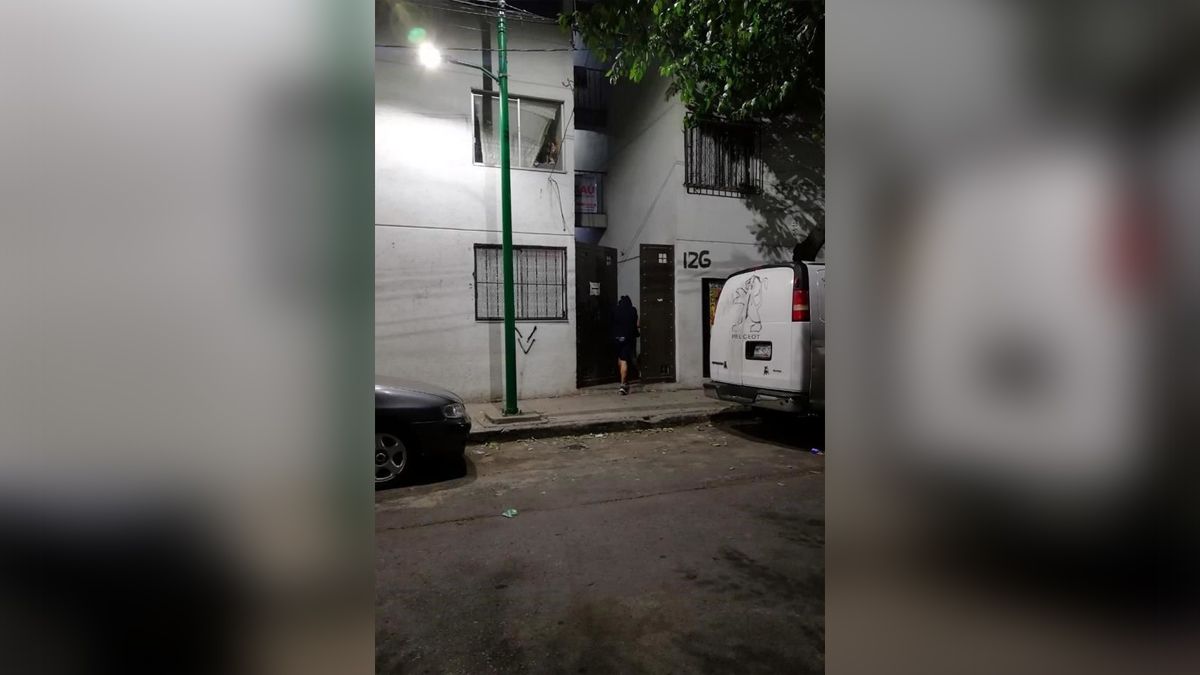 Asesinan a mujer y sus dos hijas en un domicilio de la CDMX