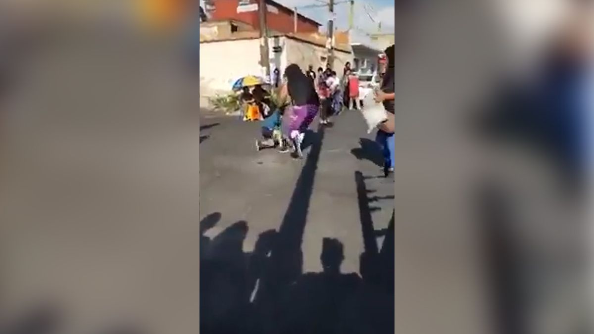 Liberan a luchador que lanzó a niño en calles de la Ciudad de México