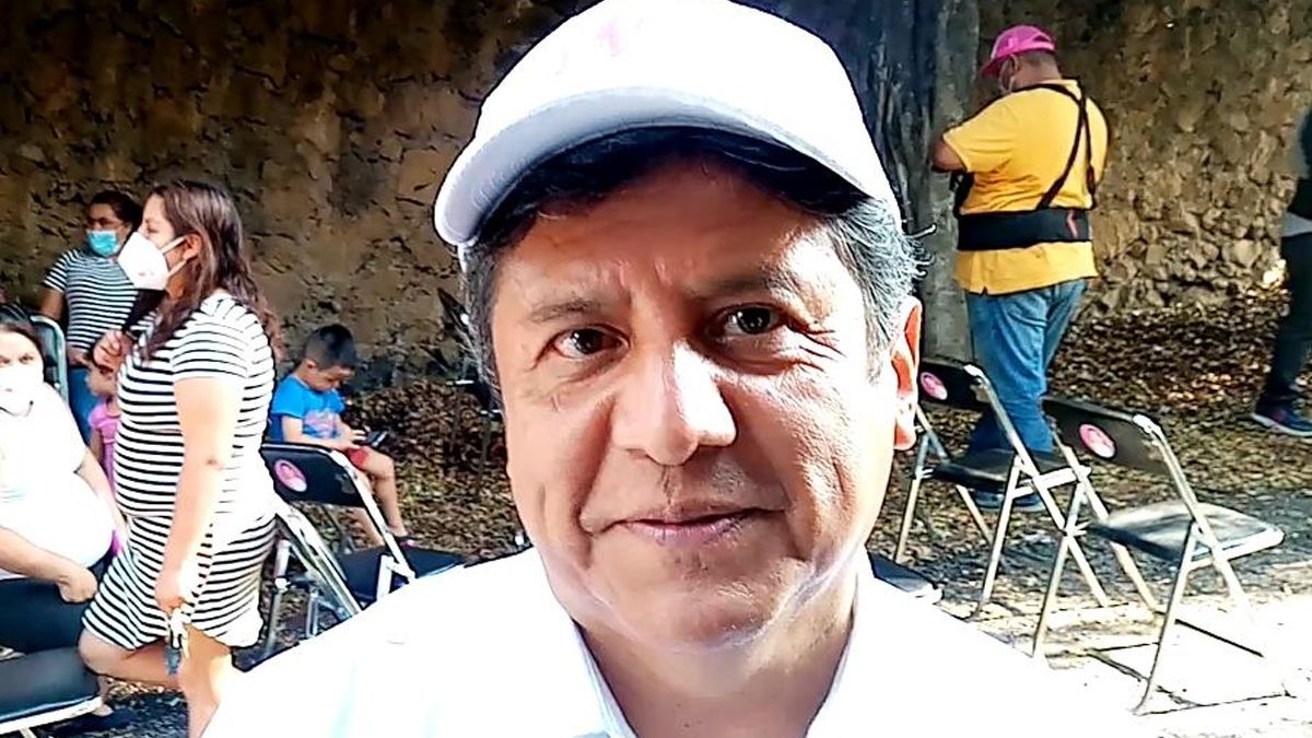 Se compromete Matías Nazario a repavimentar Cuernavaca