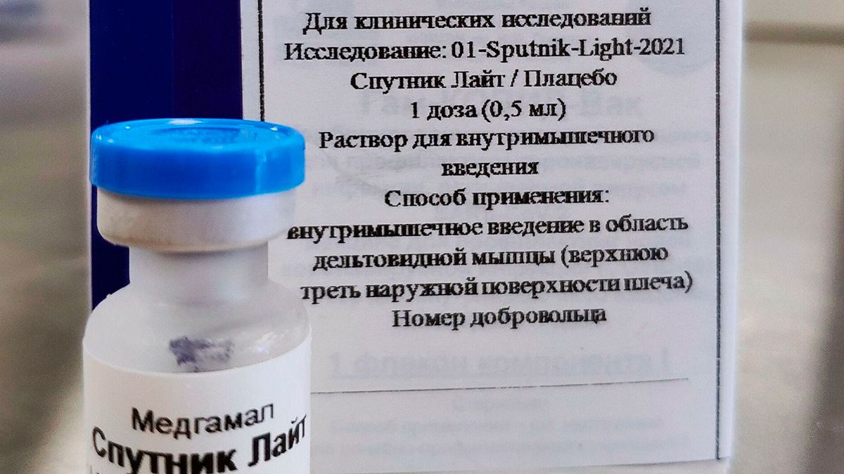 Aprueba Rusia uso de vacuna Sputnik Light