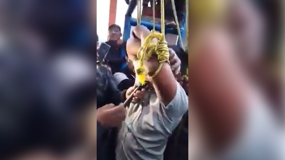 Pobladores de San Juan Chamula obligan a feminicida a desenterrar a su víctima