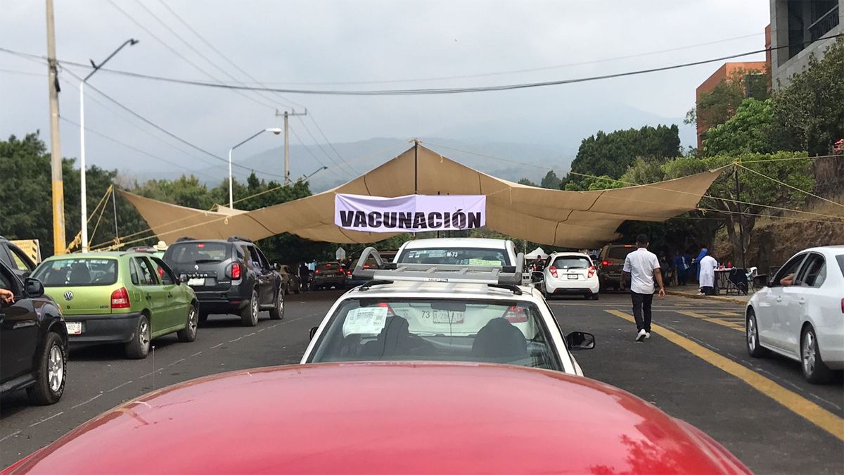 Vacunación para estudiantes de UAEM que radiquen en Cuernavaca ¡Detalles aquí!