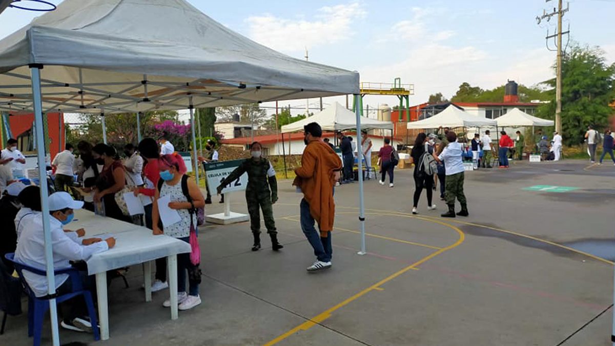 24 Morelos vacuna maestros