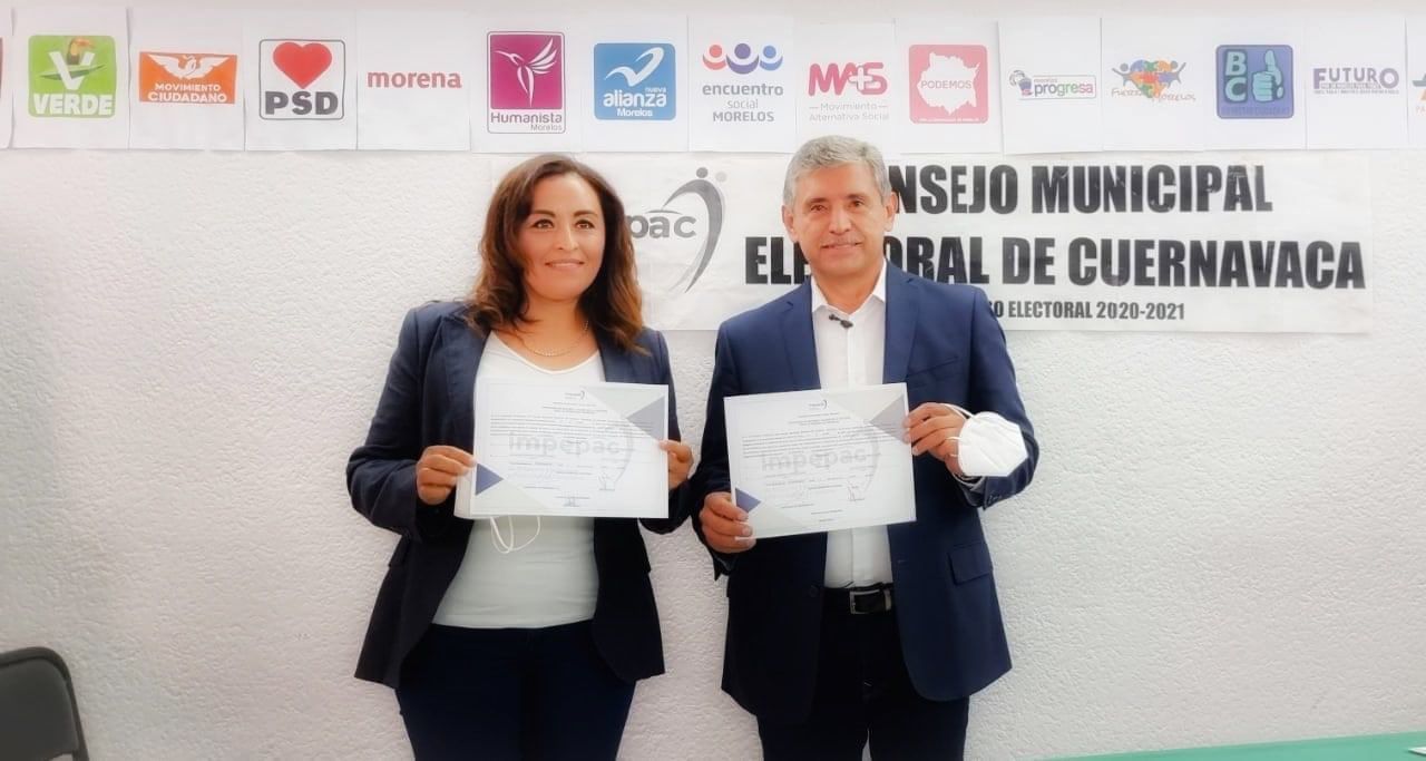 Recibe Urióstegui constancia que lo acredita como presidente electo de Cuernavaca