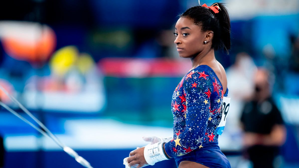 24 Morelos Simone Biles