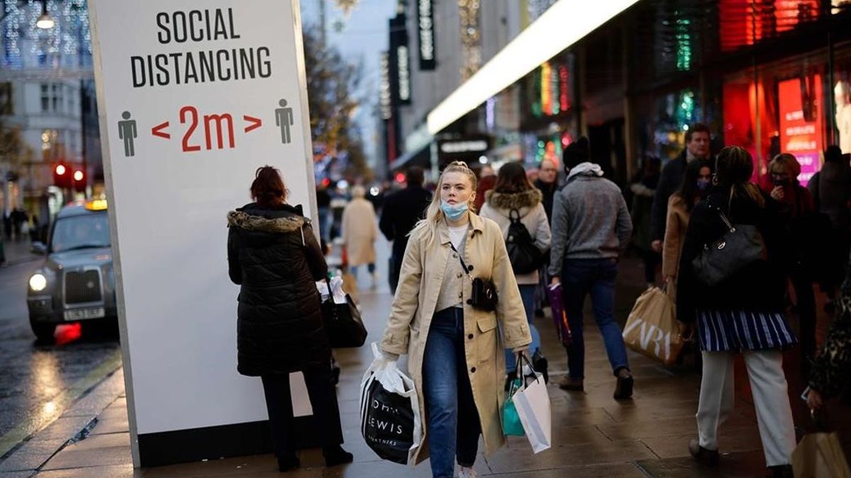 Finalizarán restricciones por COVID-19 en Inglaterra