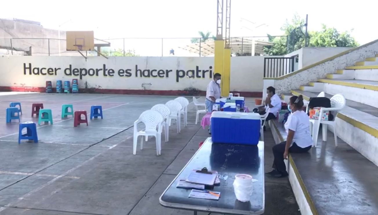De nueva cuenta, módulos de vacunación vacíos en Morelos