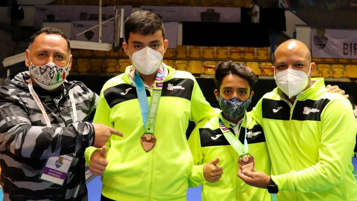 Primera medalla en Bádminton en la historia deportiva de Morelos