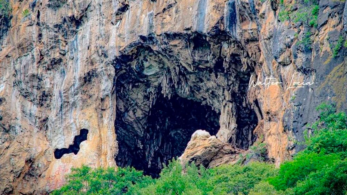 Se suelta el “diablo” en Oxtotitlán, Guerrero