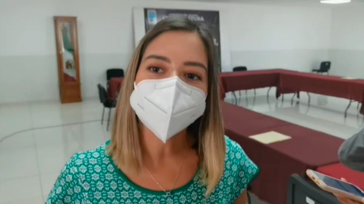 Andrea_Gordillo_diputada