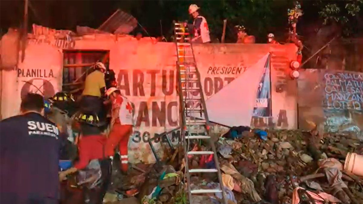 Deslave de cerro en Ecatepec