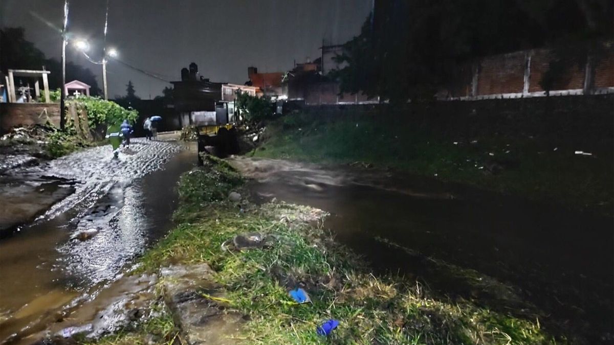 Lluvias en Morelos obligan a familias a acudir a albergues