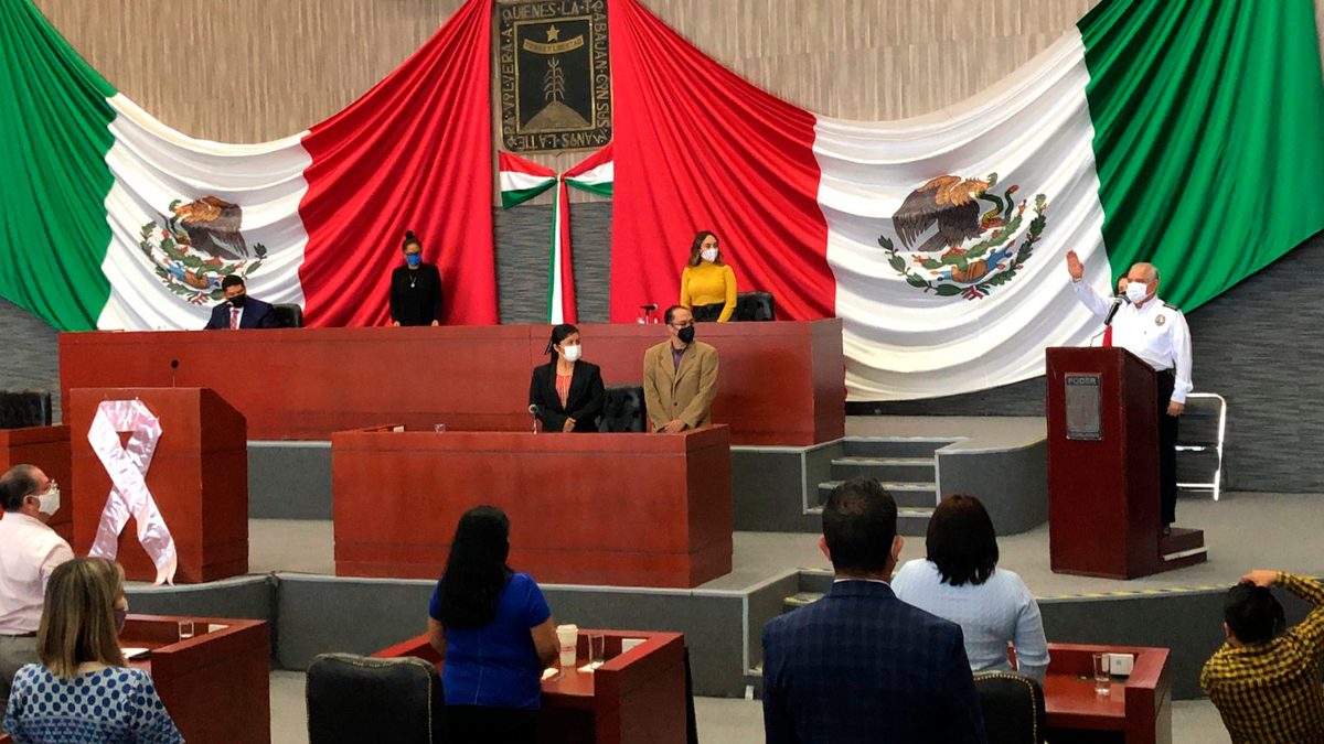 Guarneros en el Congreso