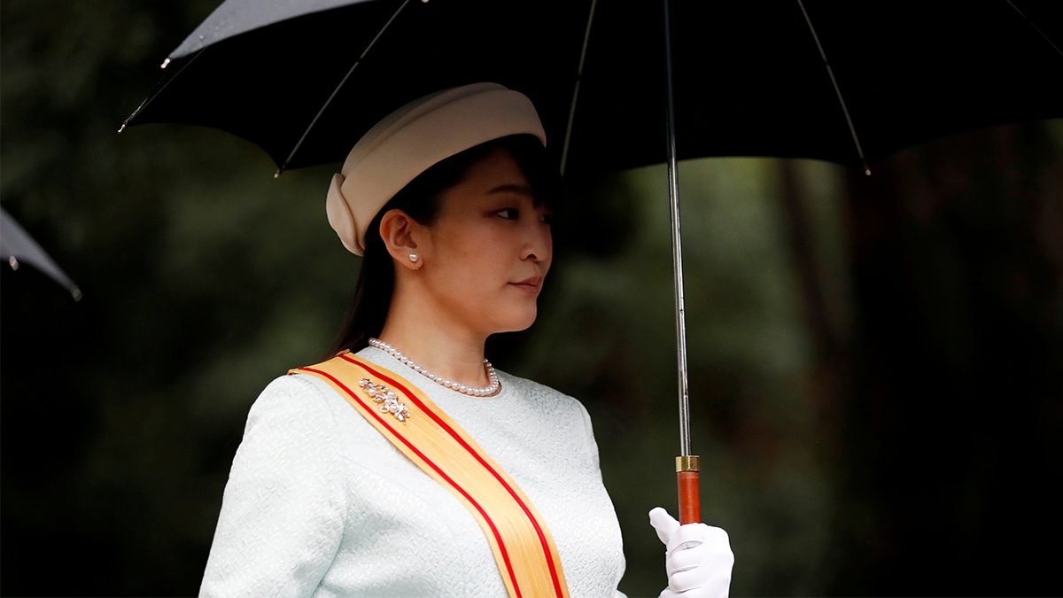 Princesa de Japón renuncia al título por amor