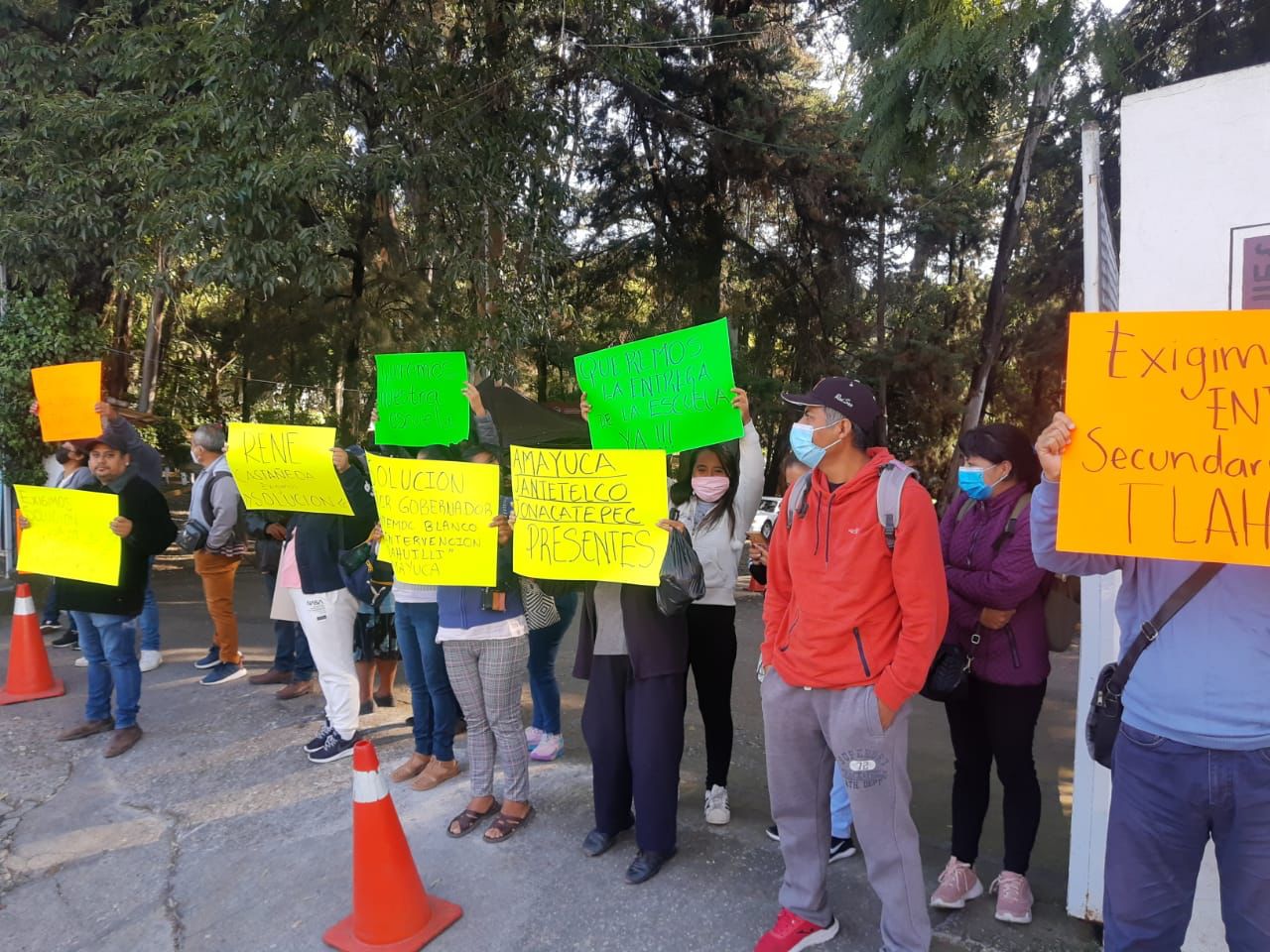 Manifestación por infraestructura escolar
