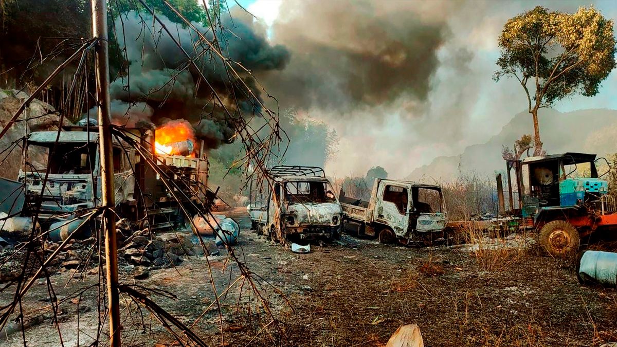 Calcinan a más de 30 mujeres y niños durante Nochebuena en Myanmar, Birmania