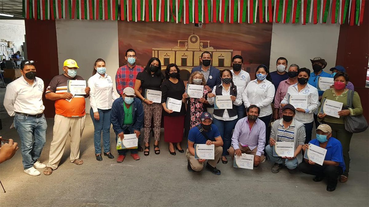 Entregan quinquenios a trabajadores del Ayuntamiento de Jojutla