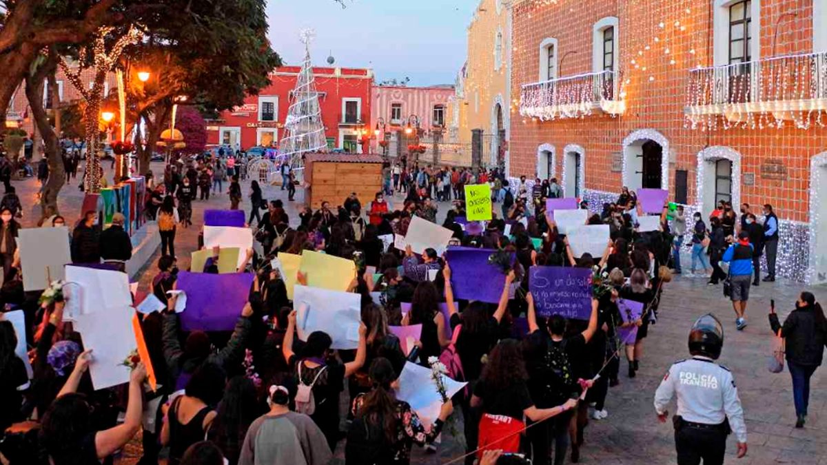 Exigen justicia por feminicidio de cantante y activista en Puebla