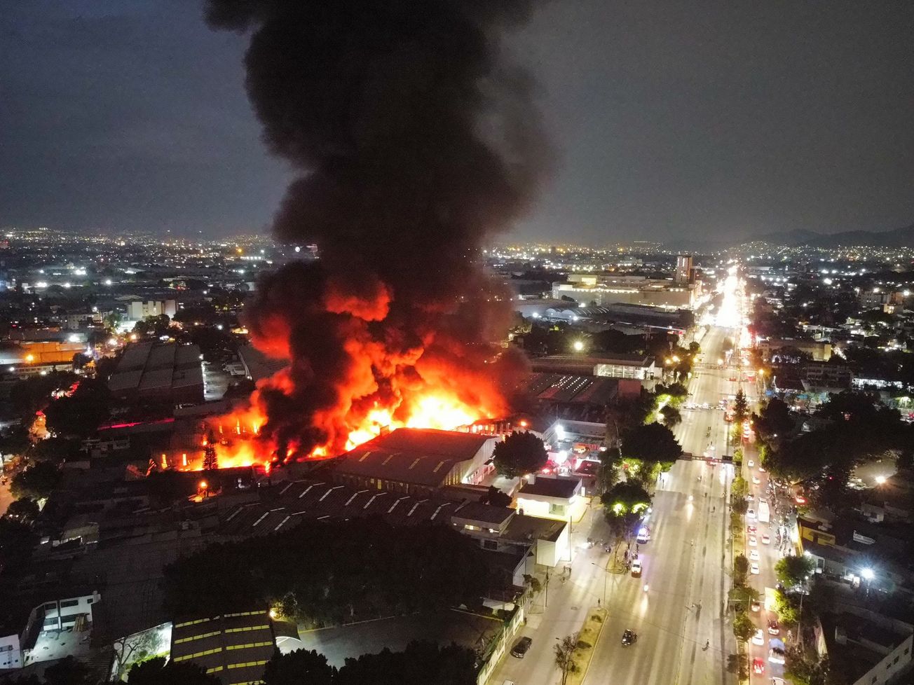 Incendio en fábrica de bicicletas en CDMX