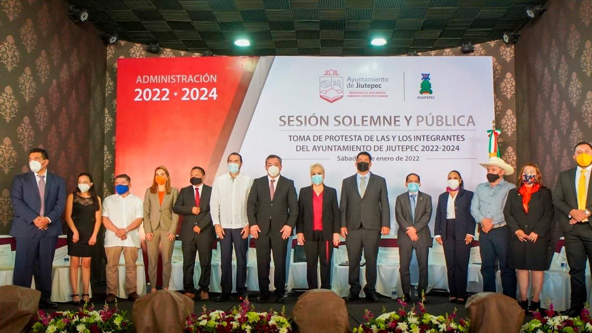 Saldo blanco durante tomas de protesta de las y los alcaldes municipales