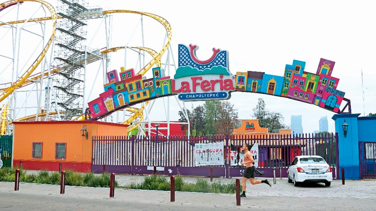 Halla el INAH antigua fábrica de vidrio bajo la La Feria de Chapultepec