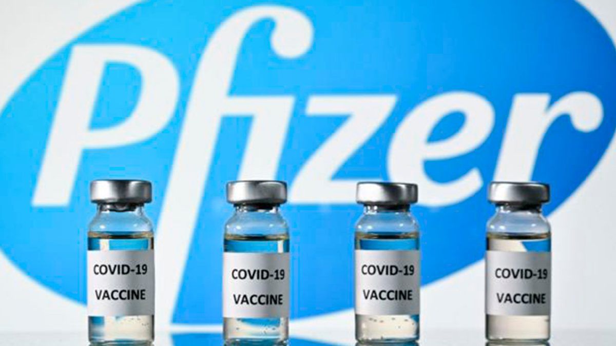 Prevé Pfizer tener una nueva vacuna contra ómicron