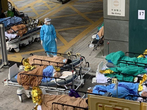 Hong Kong reporta 90% de capacidad en hospitales por Covid