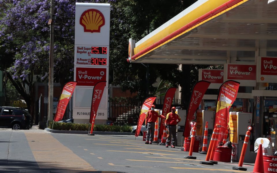 Gasolina premium rebasa los 27 pesos en CDMX