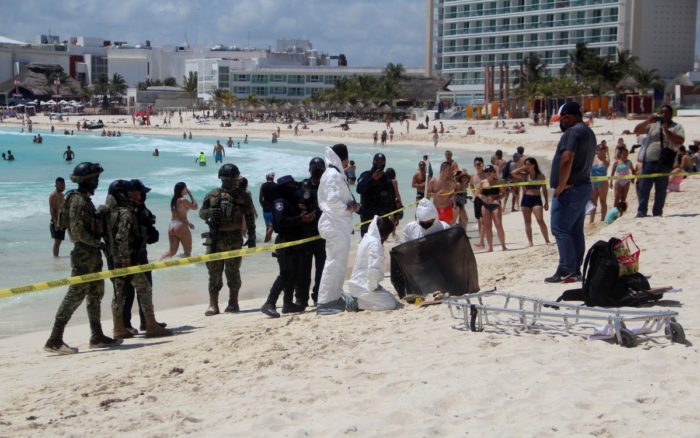 Turistas hallan restos humanos cerca de zona hotelera de Cancún