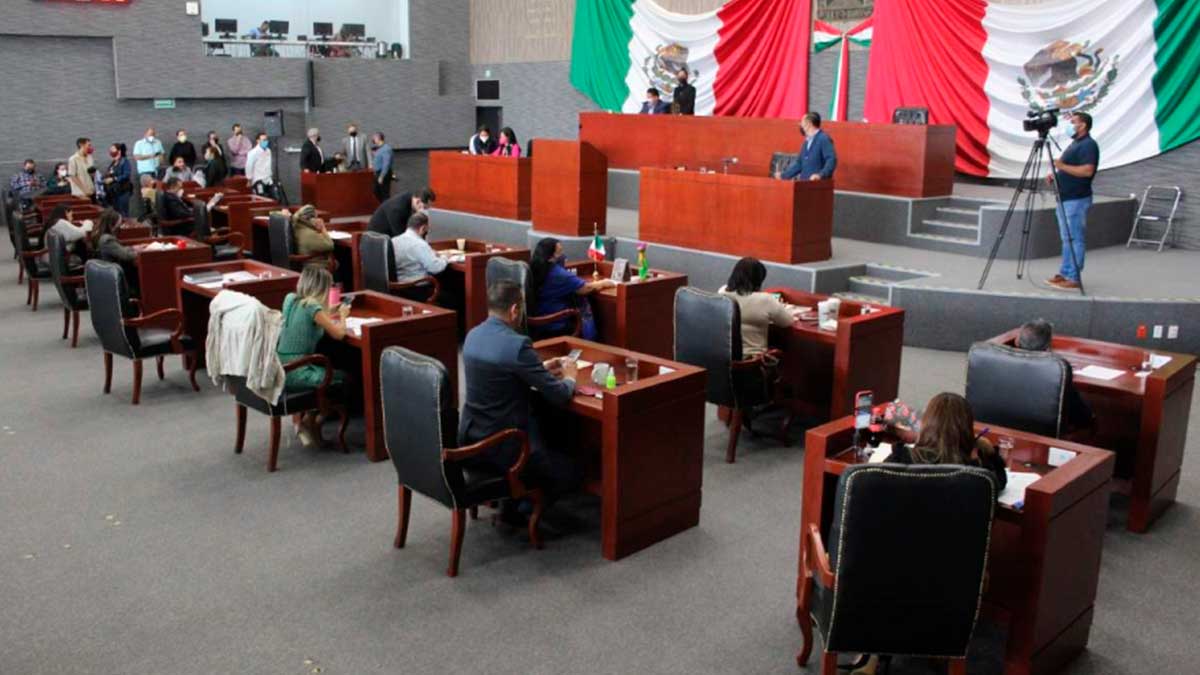 Ultimátum para legisladores ausentes en sesiones