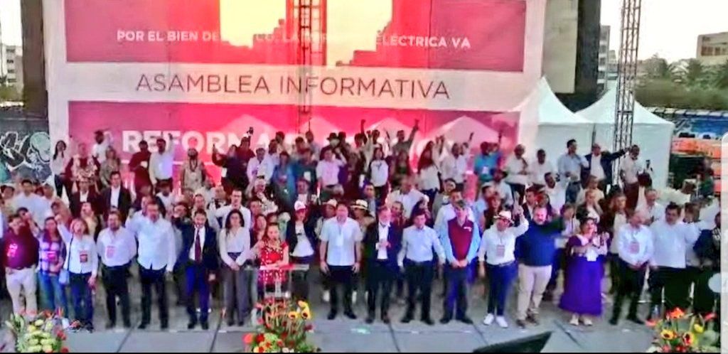 Promueven revocación de mandato en mítin sobre la reforma eléctrica