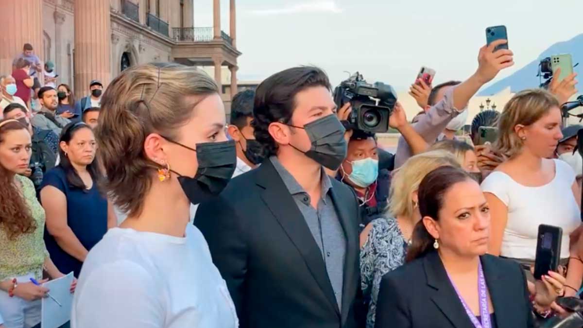 Expresa su molestia Samuel García tras reclamos de feminicidios