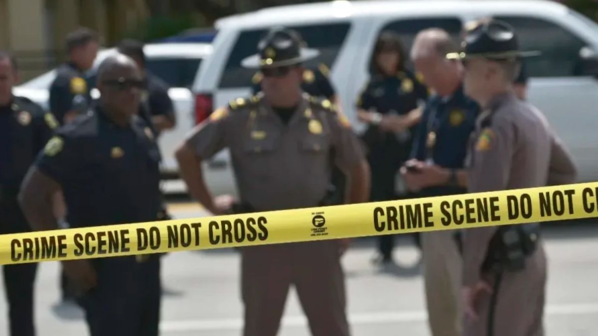 Dispara menor de dos años a su padre y lo mata accidentalmente