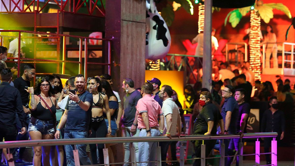 Continuarán con operativos en negocios de giro rojo