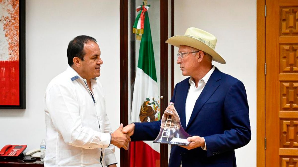 Se reúne Cuauhtémoc Blanco con embajador de EE.UU