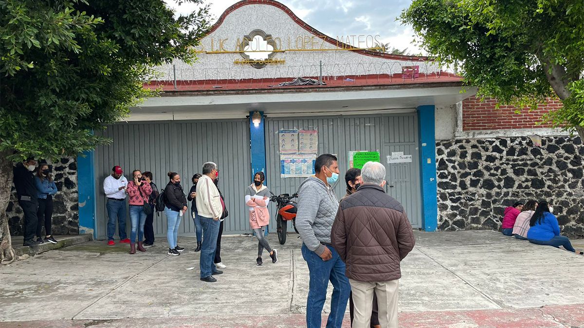 Señalan padres de familia acoso sexual en secundaria de Cuernavaca